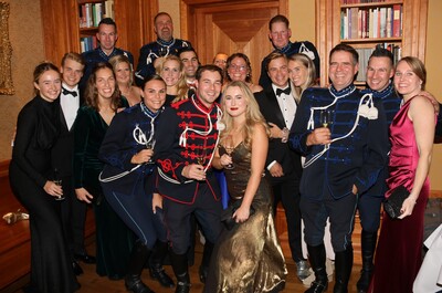 25.11.14 ruiters CEE op gala MRV